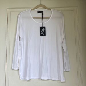 NEW With Tag Lightweight Oversized T shirt By Michael Lauren